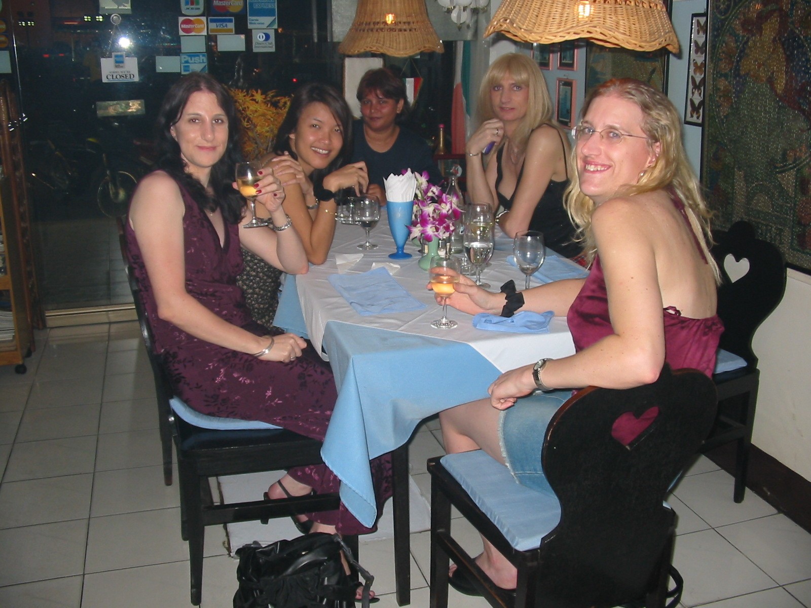 Me, Sonia, Lin, Sarah and Helen preparing for the culinary onslaught that form the meals at Little Italy...